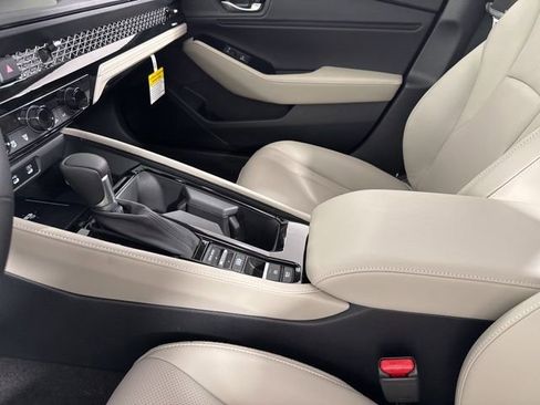 New 2026 Honda Accord Touring image 25