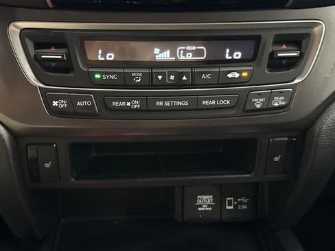 Used 2022 Honda Pilot Sport image 46