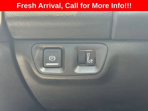 Used 2023 GMC Acadia AT4 w/ LPO, Floor Liner Package AWD/4WD image 6