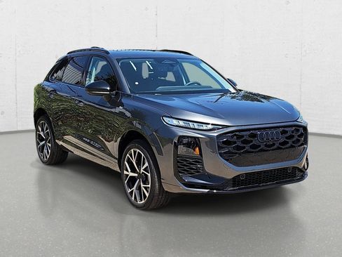 New 2026 Audi Q3 quattro 2.0T AWD/4WD image 3