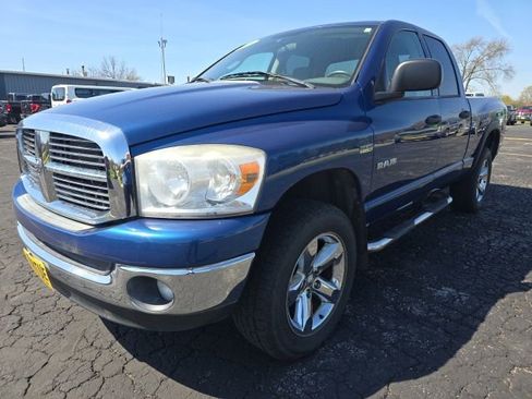 Used 2008 Dodge Ram 1500 Truck SLT w/ Trailer Tow Group AWD/4WD image 3