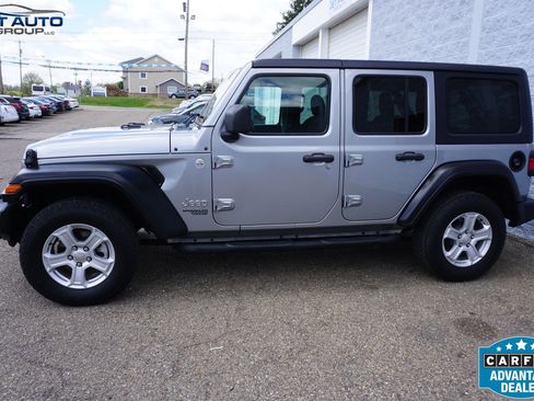 Used 2021 Jeep Wrangler Unlimited Sport AWD/4WD image 4