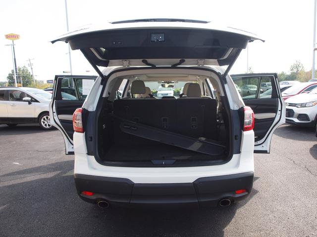 Used 2020 Subaru Ascent Limited w/ Technology Package AWD/4WD image 5