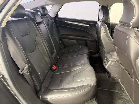 Used 2015 Ford Fusion Titanium AWD/4WD image 29