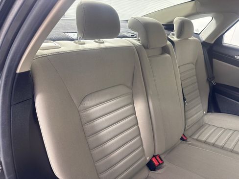 Used 2018 Ford Fusion S image 19