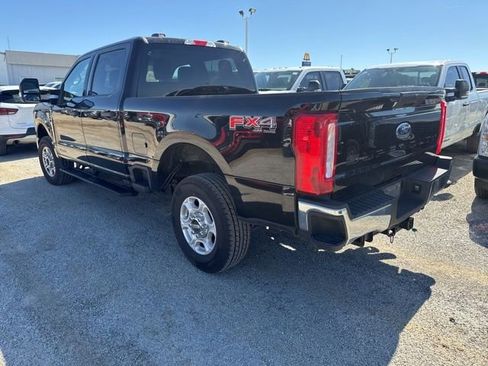 Used 2025 Ford F250 XLT w/ FX4 Off-Road Package image 4
