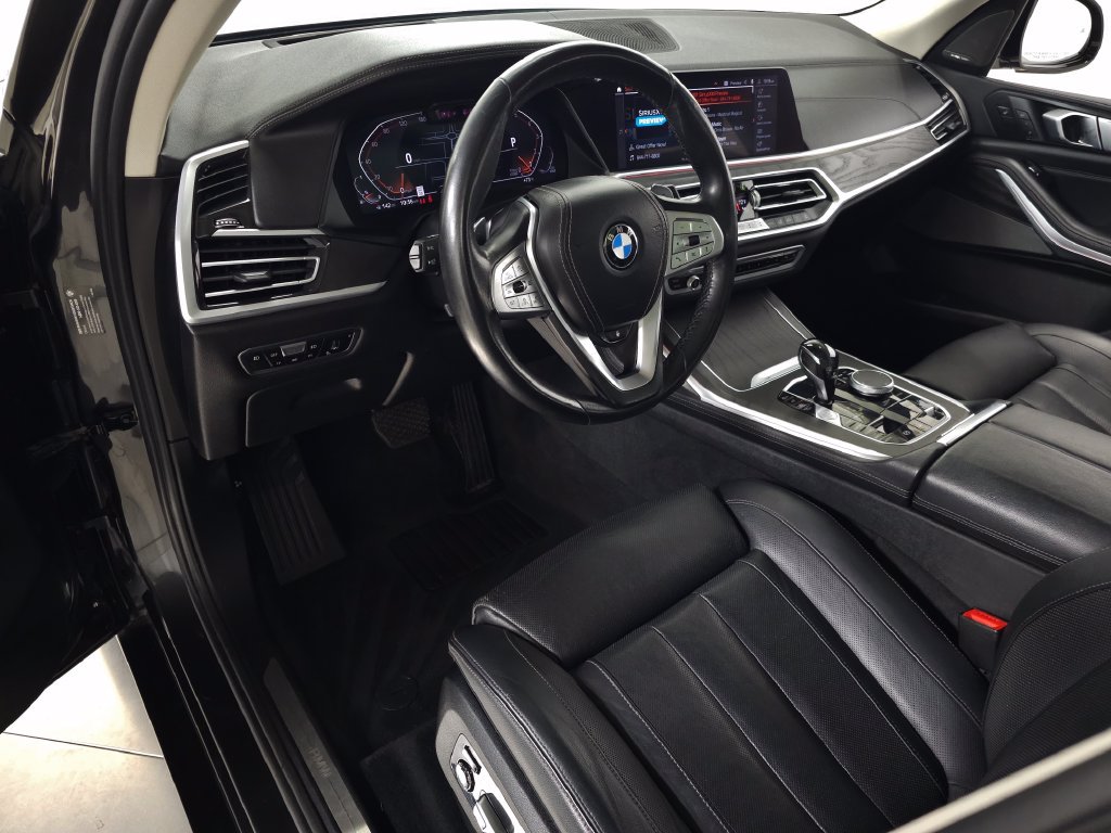 Used 2020 BMW X7 xDrive40i w/ Premium Package AWD/4WD image 16