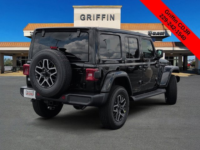 New 2027 Jeep Wrangler Unlimited Sahara AWD/4WD image 4