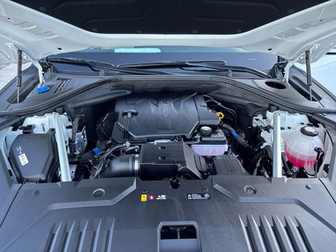 Used 2024 Genesis GV70 2.5T w/ Select Package image 21