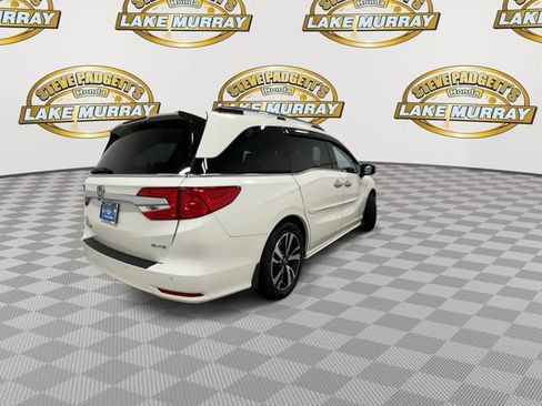 Used 2019 Honda Odyssey Elite image 2