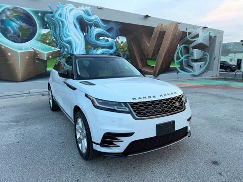Used 2018 Land Rover Range Rover Velar R-Dynamic SE AWD/4WD image 4