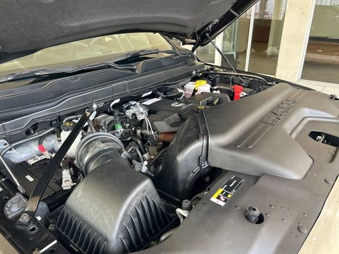 Used 2024 RAM 3500 Tradesman w/ Chrome Appearance Group image 10