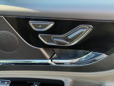 New 2026 Lincoln Corsair Reserve image 13