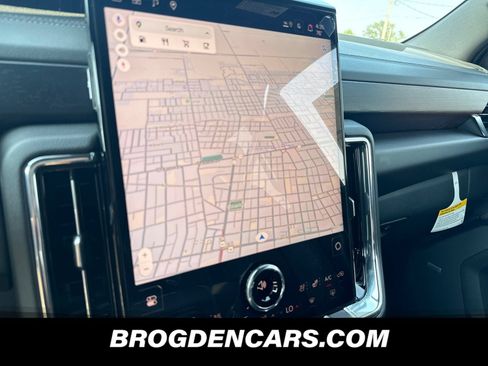 New 2026 GMC Yukon XL Denali w/ LPO, Floor Liner Package AWD/4WD image 7