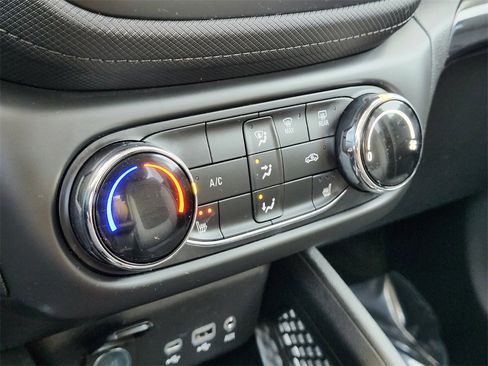 Used 2023 Chevrolet TrailBlazer LT image 20