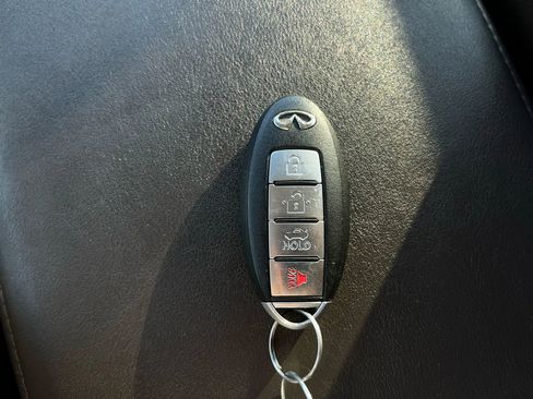 Used 2012 INFINITI M37 x w/ Deluxe Touring Pkg image 20