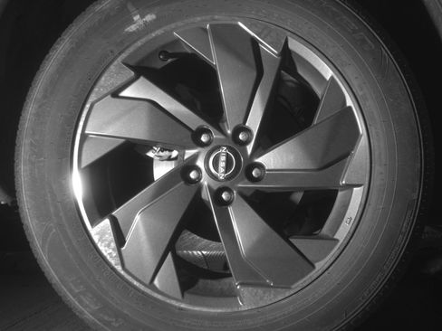 Used 2025 Nissan Rogue SV image 15