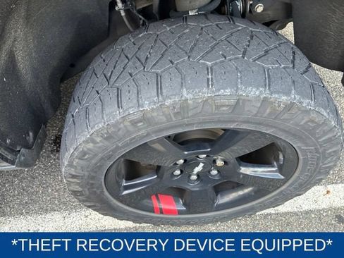 Used 2018 Chevrolet Silverado 1500 LTZ Z71 w/ Redline Edition AWD/4WD image 8