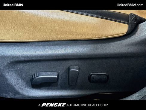 Used 2022 Nissan Sentra SV w/ SV Premium Package FWD image 4