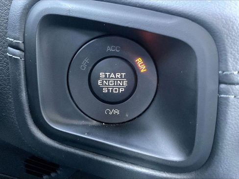 Certified 2025 Jeep Wrangler Unlimited Rubicon image 27