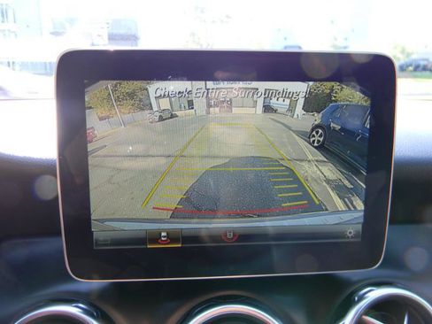 Used 2019 Mercedes-Benz GLA 250 4MATIC image 20