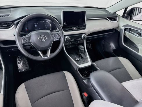 Certified 2025 Toyota RAV4 XLE w/ Convenience Package AWD/4WD image 19