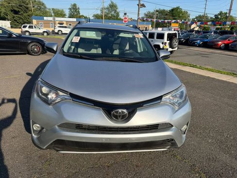 Used 2018 Toyota RAV4 XLE w/ Plus Extra Value Package AWD/4WD image 3