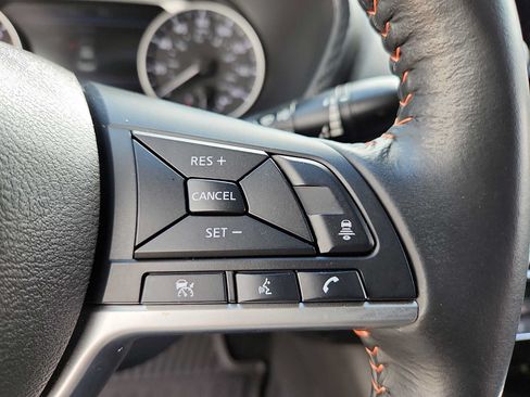 Used 2023 Nissan Sentra SR w/ Midnight Edition Package FWD image 22
