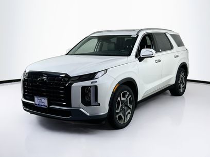 Used 2023 Hyundai Palisade Limited w/ Winter Package
