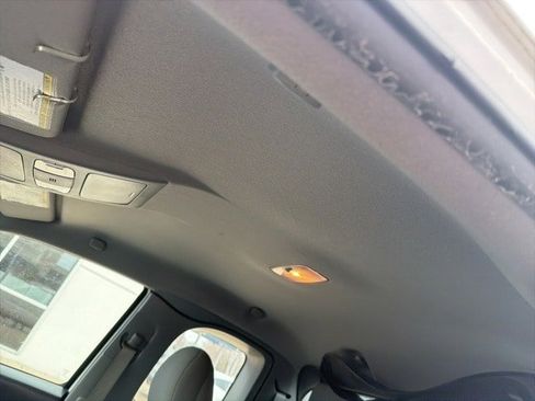 Used 2015 Toyota Tacoma 2WD Access Cab image 13