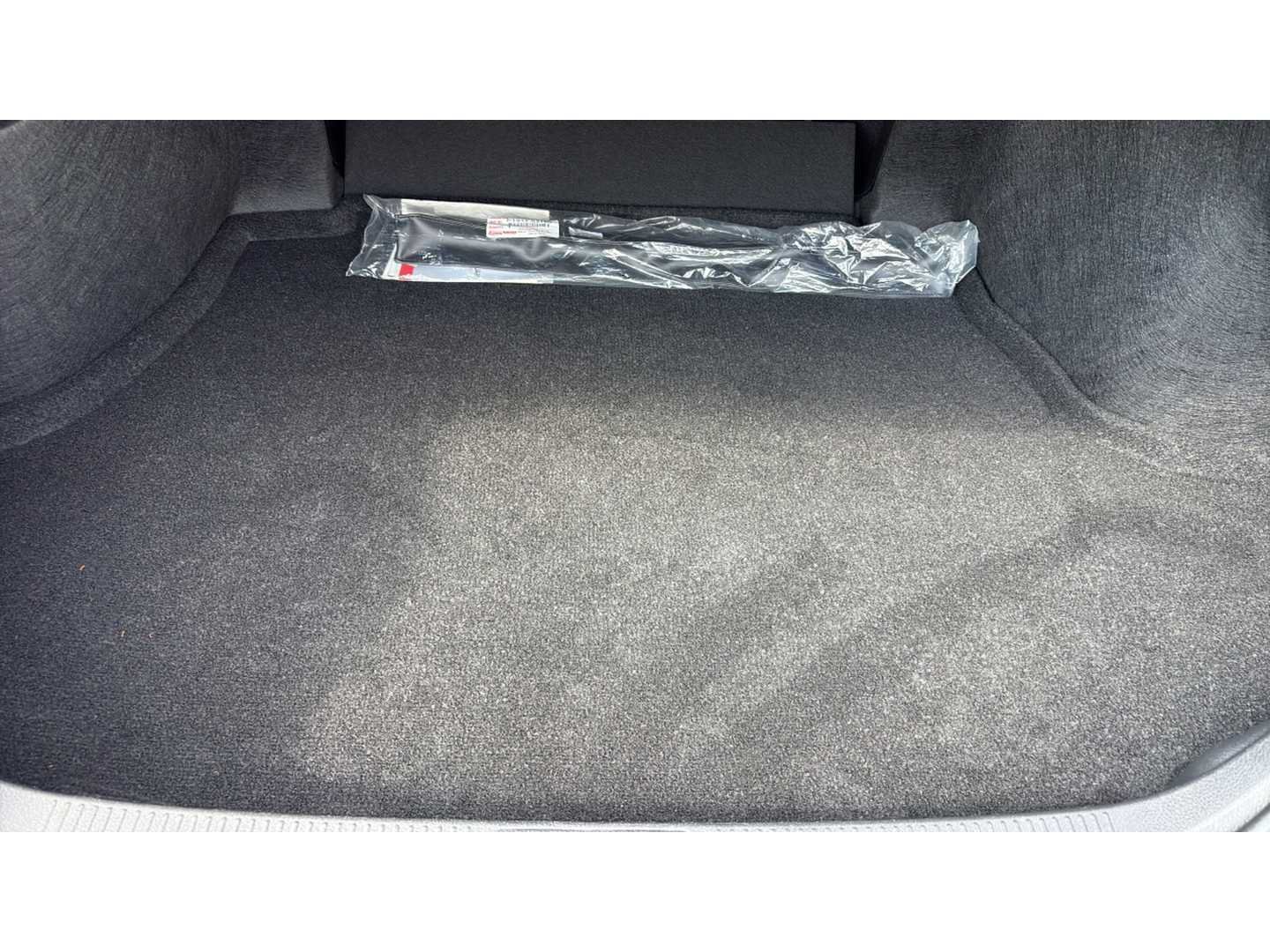 Used 2025 Toyota Camry SE FWD image 21