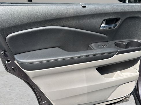 Used 2022 Honda Pilot Touring image 22
