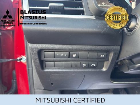 Used 2023 Mitsubishi Outlander 4WD Plug-In Hybrid image 19