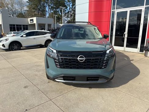 New 2026 Nissan Pathfinder Platinum w/ Cargo Package FWD image 2