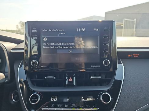 Used 2021 Toyota Corolla SE image 25