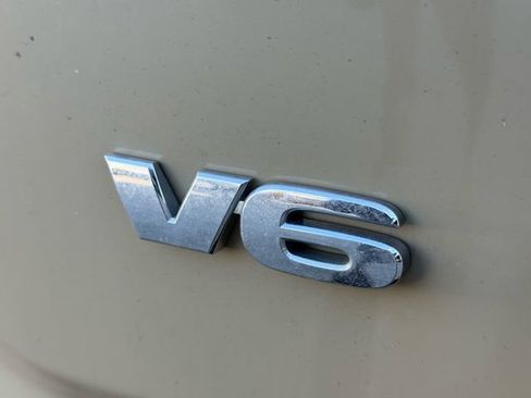 Used 2017 Toyota Tacoma Limited image 14