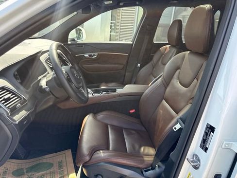 Used 2024 Volvo XC90 B6 Ultimate AWD/4WD image 18