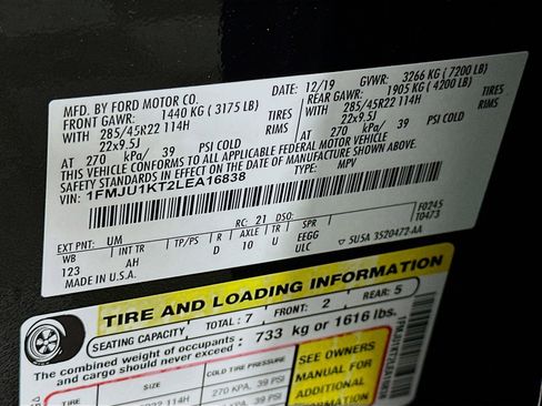 Used 2020 Ford Expedition Limited w/ Equipment Group 303A image 12