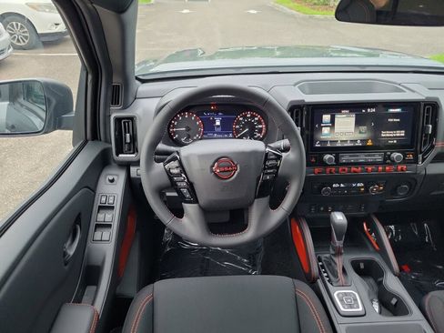 New 2026 Nissan Frontier PRO-4X w/ Tow Package AWD/4WD image 10