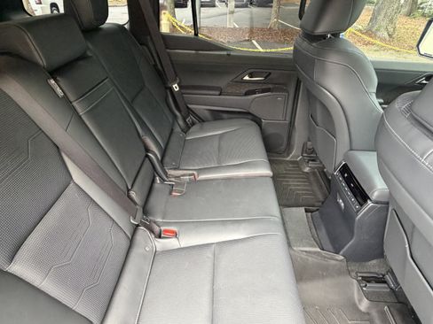 Used 2026 Lexus GX 550 w/ Accessory Package (2T) AWD/4WD image 40