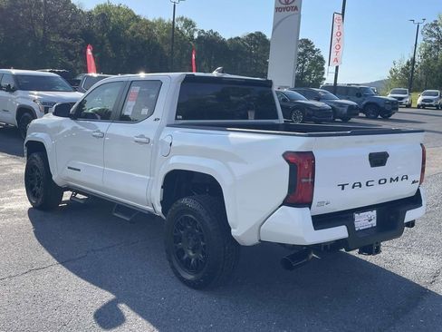 Used 2026 Toyota Tacoma SR5 RWD image 4