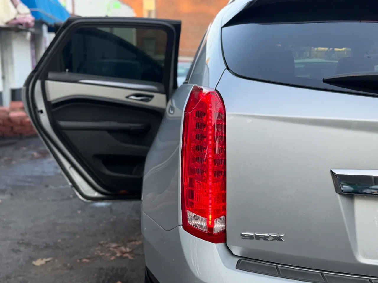 Used 2014 Cadillac SRX FWD image 47