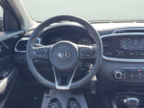 Used 2016 Kia Sorento LX FWD image 12