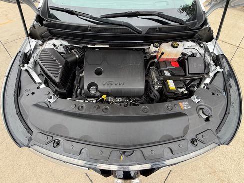 Used 2024 Buick Enclave Avenir w/ Avenir Technology Package image 37