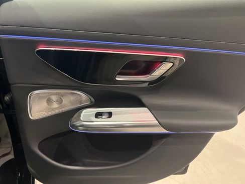 Used 2025 Mercedes-Benz E 350 4MATIC Sedan image 47