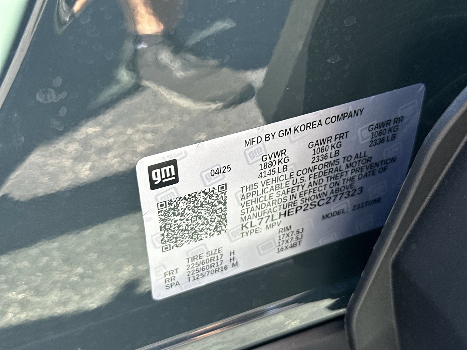 Used 2025 Chevrolet Trax LT w/ Driver Confidence Package FWD image 35