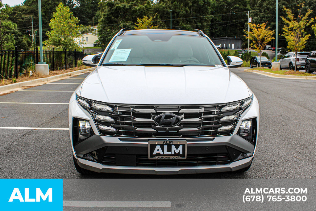 Used 2025 Hyundai Tucson Limited AWD/4WD image 9