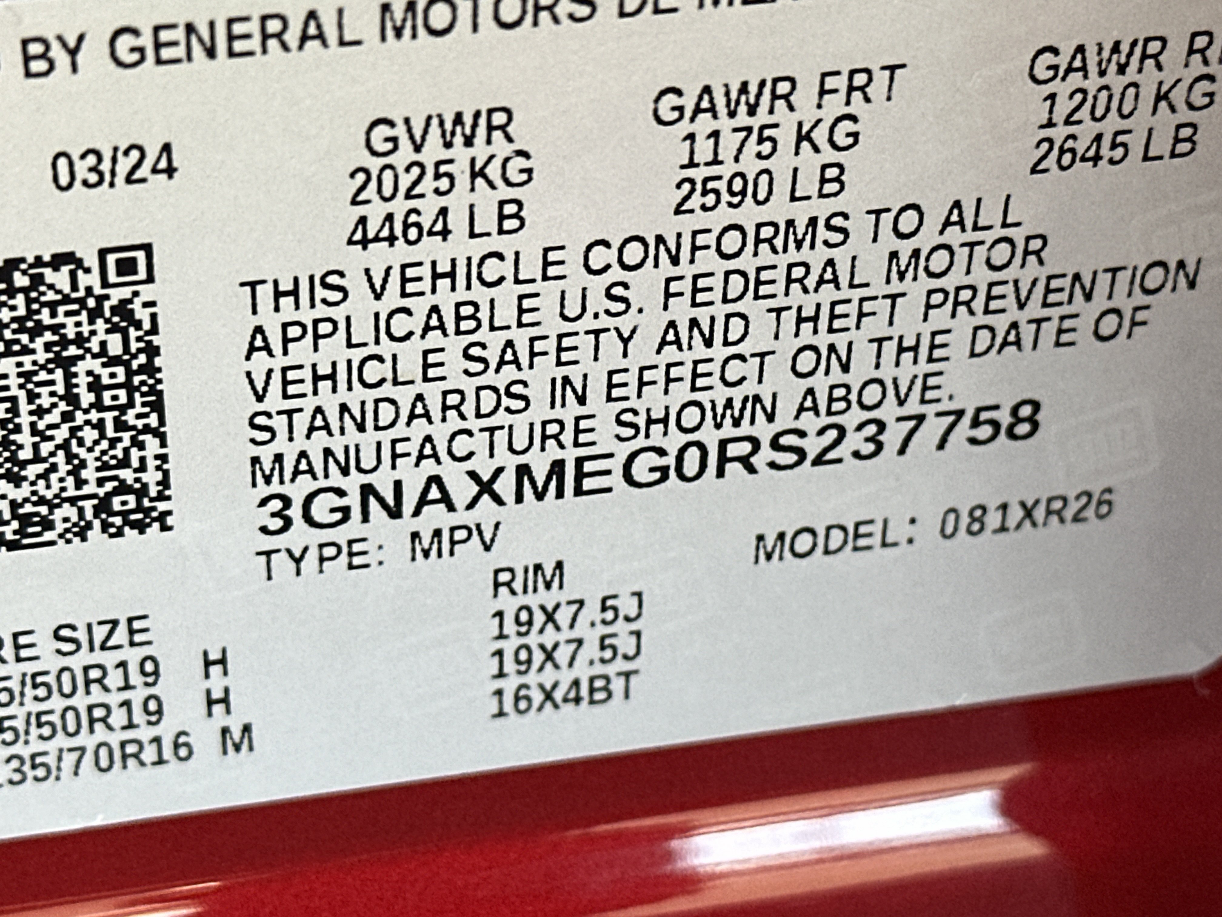 Used 2024 Chevrolet Equinox RS FWD image 32