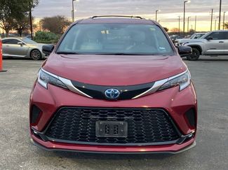 Certified 2024 Toyota Sienna XSE video 2