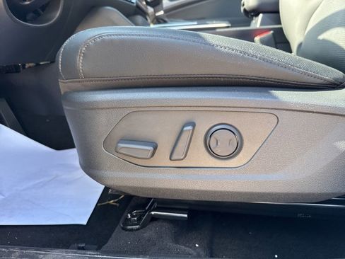 New 2026 Kia Sportage EX w/ EX Panorama Roof Package image 22